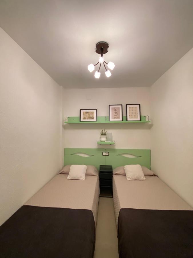 Apartamento Con Piscina En 1ª Linea De Playa En Salou Exterior foto